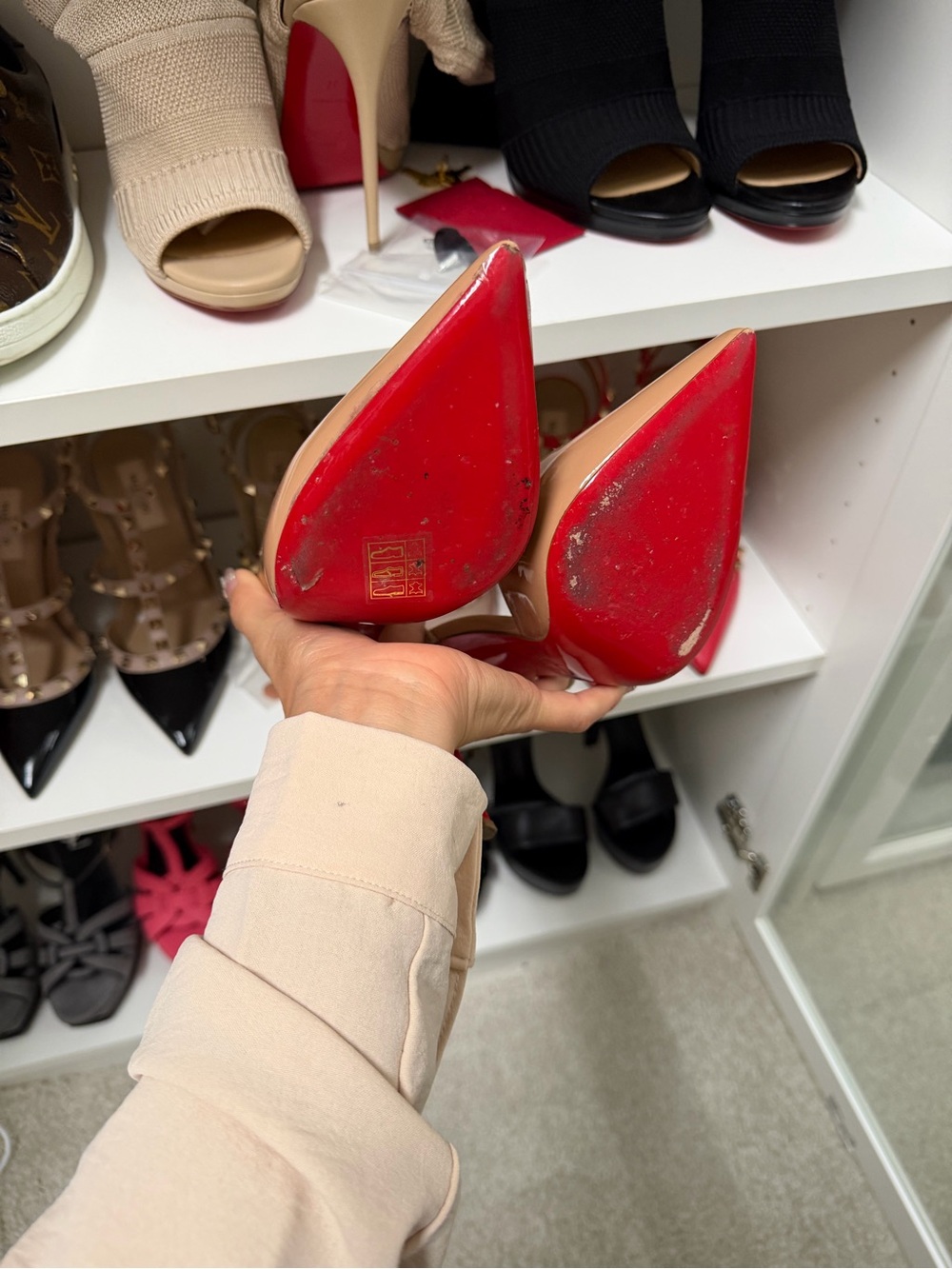 Christian Louboutin Nude Patent Leather Crisscross Pointed-Toe Pumps - Picture 3 of 6